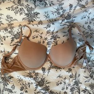 32DD Victoria’s Secret Body Shape Bra